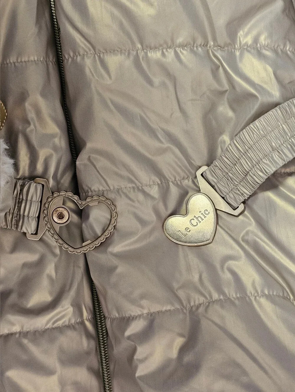 chic le metallic